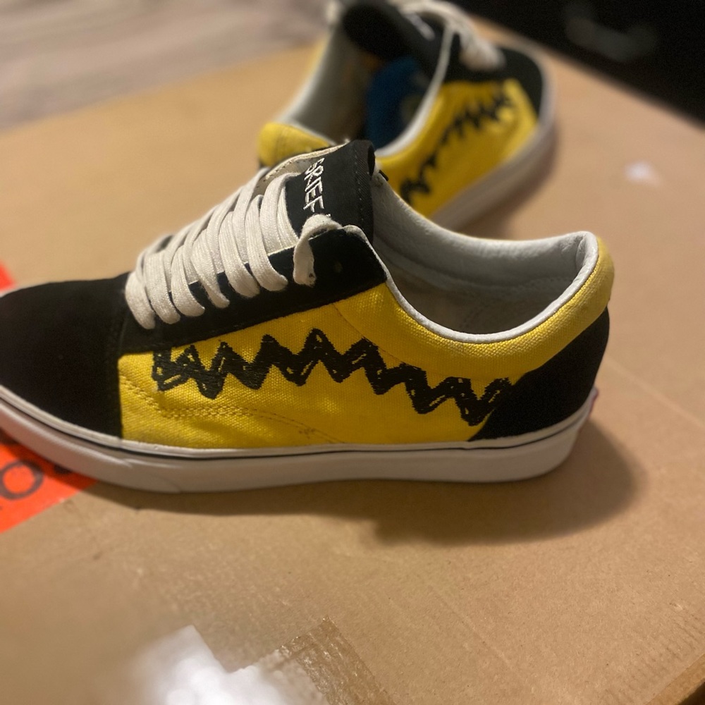 Vans X Peanuts Charlie Brown Good Grief Old Skool Skate Shoes Sneakers Men's 9
